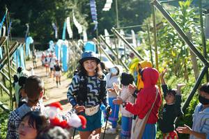 BIB: 2471
                            <button type="button" onclick="openModal(19037771)" class="btn btn-primary btn-sm float-right btn-popup" data-toggle="modal" data-target=".modal-high-quality">
                        <i class="fas fa-shopping-cart"></i> Add to Cart
                    </button>
                                            <button type="button" onclick="isThisMe(19037771, true)" class="btn btn-success btn-sm float-right btn-popup btn-isme hidden" data-toggle="tooltip" data-placement="bottom" title="นี่คือรูปของคุณใช่ไหม คลิกที่นี่เพื่อเอาเข้าอัลบั้ม">
                        <i class="fas fa-plus"></i> Add to album
                    </button>
                    <button type="button" onclick="isThisMe(19037771, false)" class="btn btn-warning btn-sm float-right btn-popup btn-isnotme hidden">
                        <i class="fas fa-ban"></i> Remove from album
                    </button>